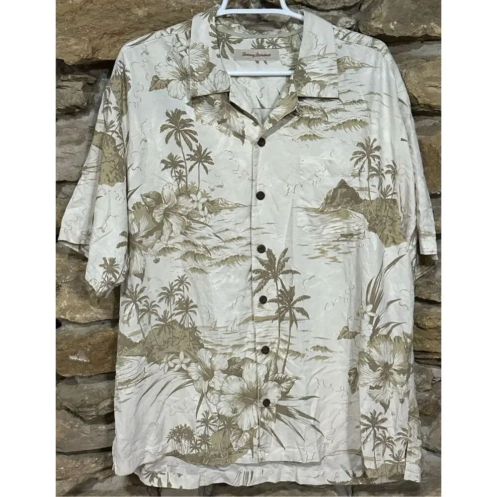 Men’s Tommy Bahama 100% Silk Tropical Aloha Hawaiian Collared Short Sleeve Butto